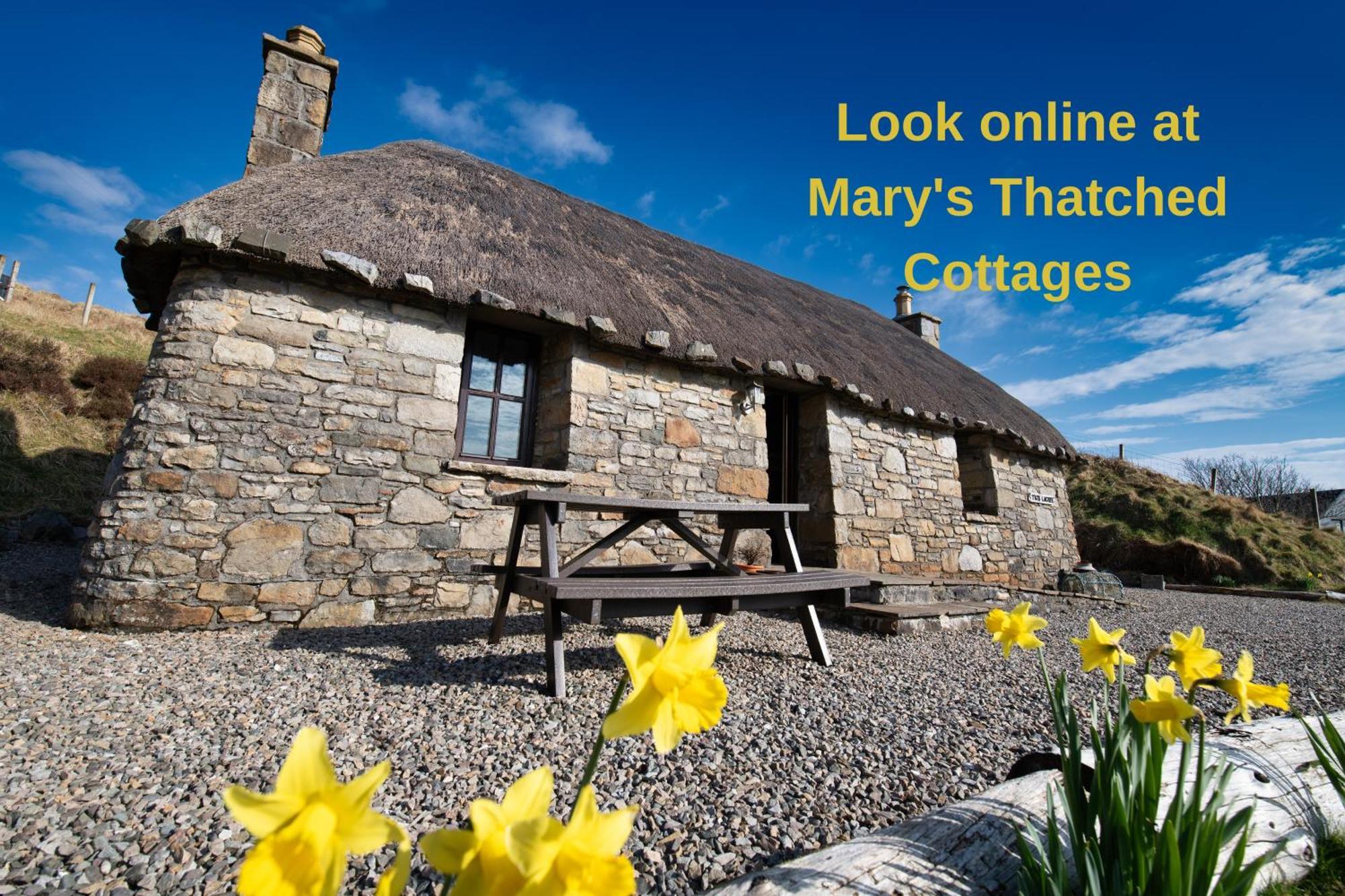 Tigh Lachie, Mary'S Thatched Cottages, Elgol, Isle Of Skye Luaran gambar